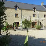La Ferme Aux Chats לינה וארוחת בוקר Formigny