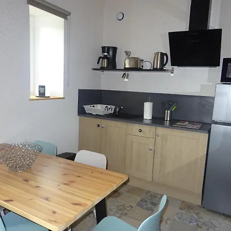 La Ferme Aux Chats 4* Formigny