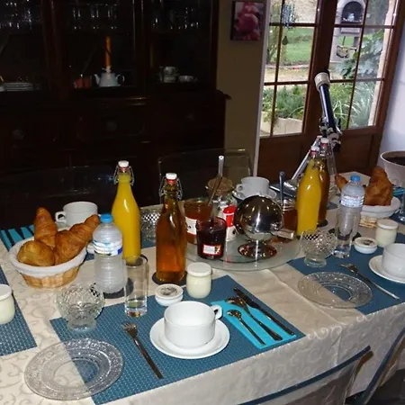 Couette-café La Ferme Aux Chats 3*