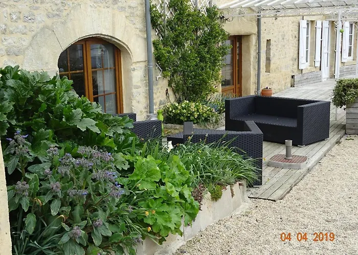 La Ferme Aux Chats 4*