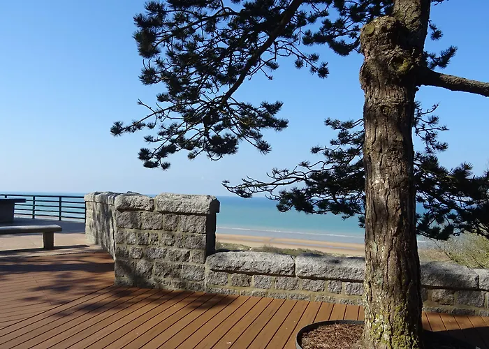 住宿加早餐酒店 La Ferme Aux Chats Formigny