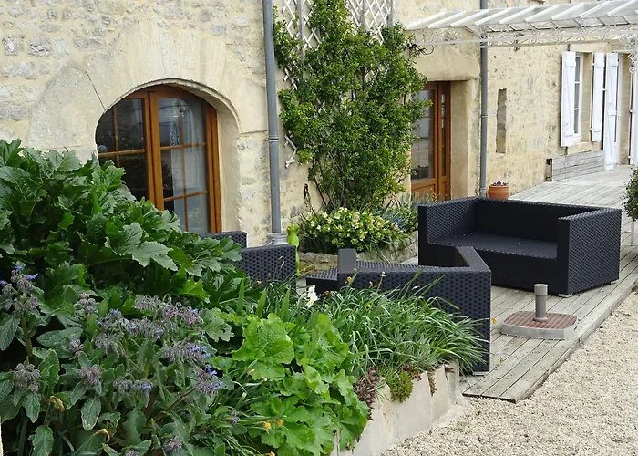 La Ferme Aux Chats 住宿加早餐酒店 4*