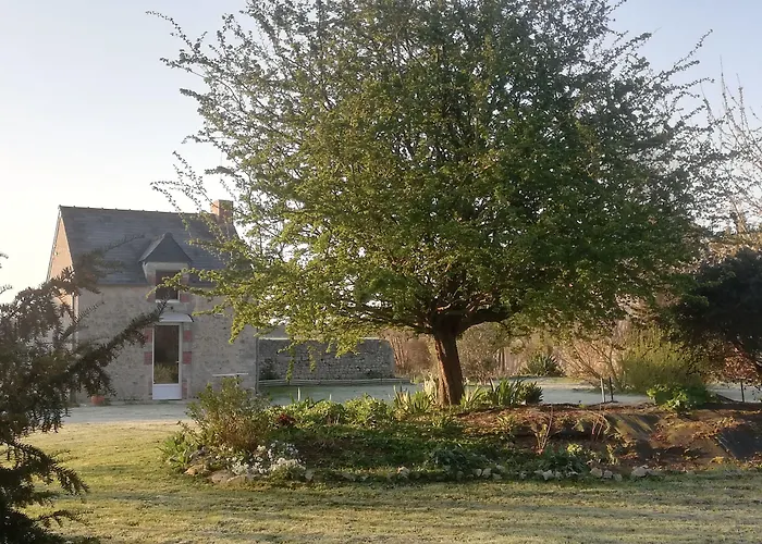 La Ferme Aux Chats 住宿加早餐酒店 Formigny