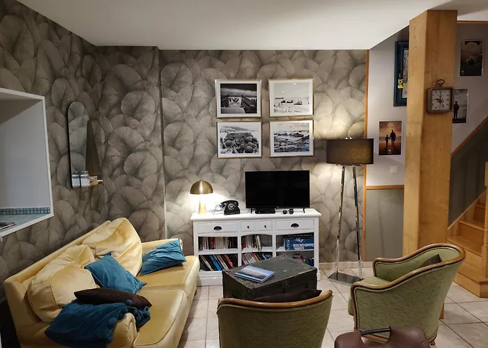 La Ferme Aux Chats 住宿加早餐酒店 Formigny